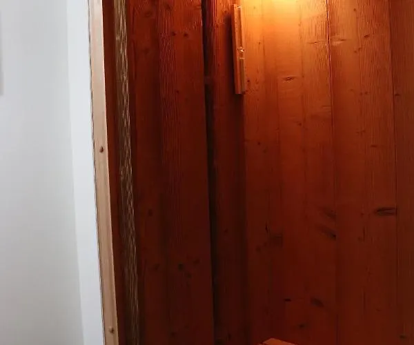 Les Pervenches Avec Sauna Apartmán